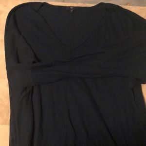 Long sleeved Light weight sweater